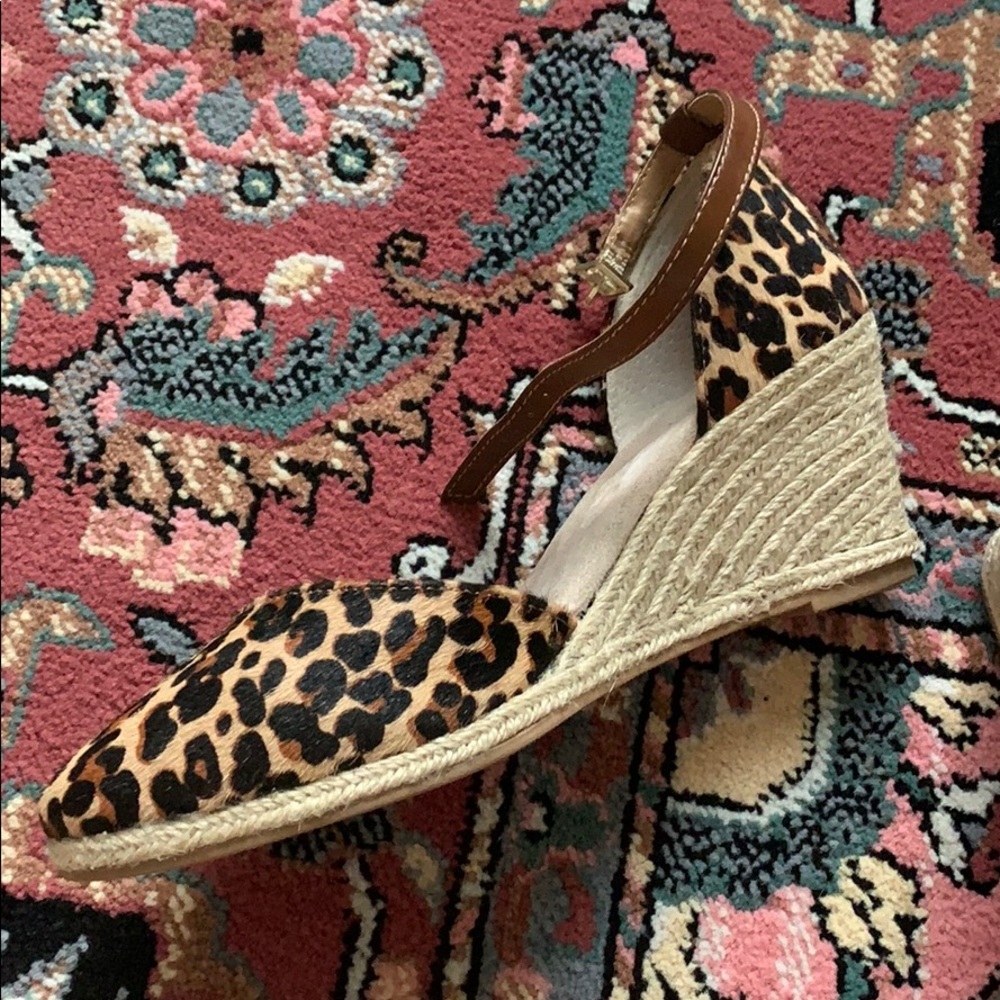 Nine West leopard wedges